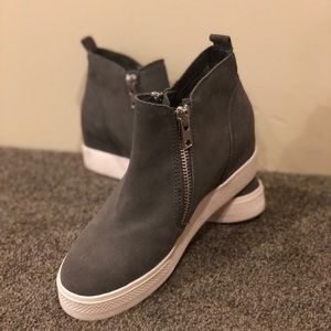 Steve Madden WEDGIE HIGH-TOP WEDGE SNEAKER